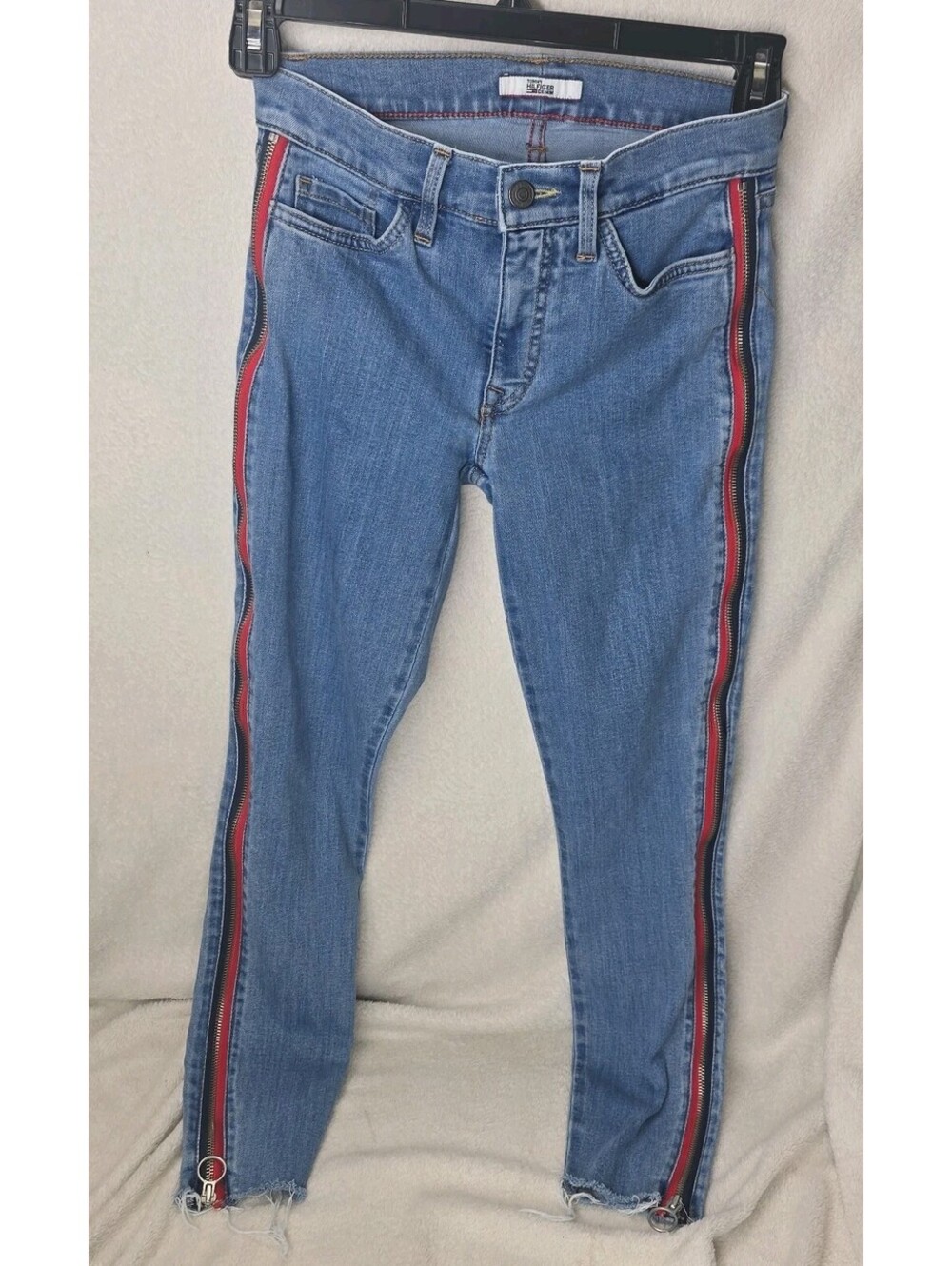 Tommy Hilfiger Women’s Size 0 Full Leg Zipper Skinny Jeans 80's Throwback